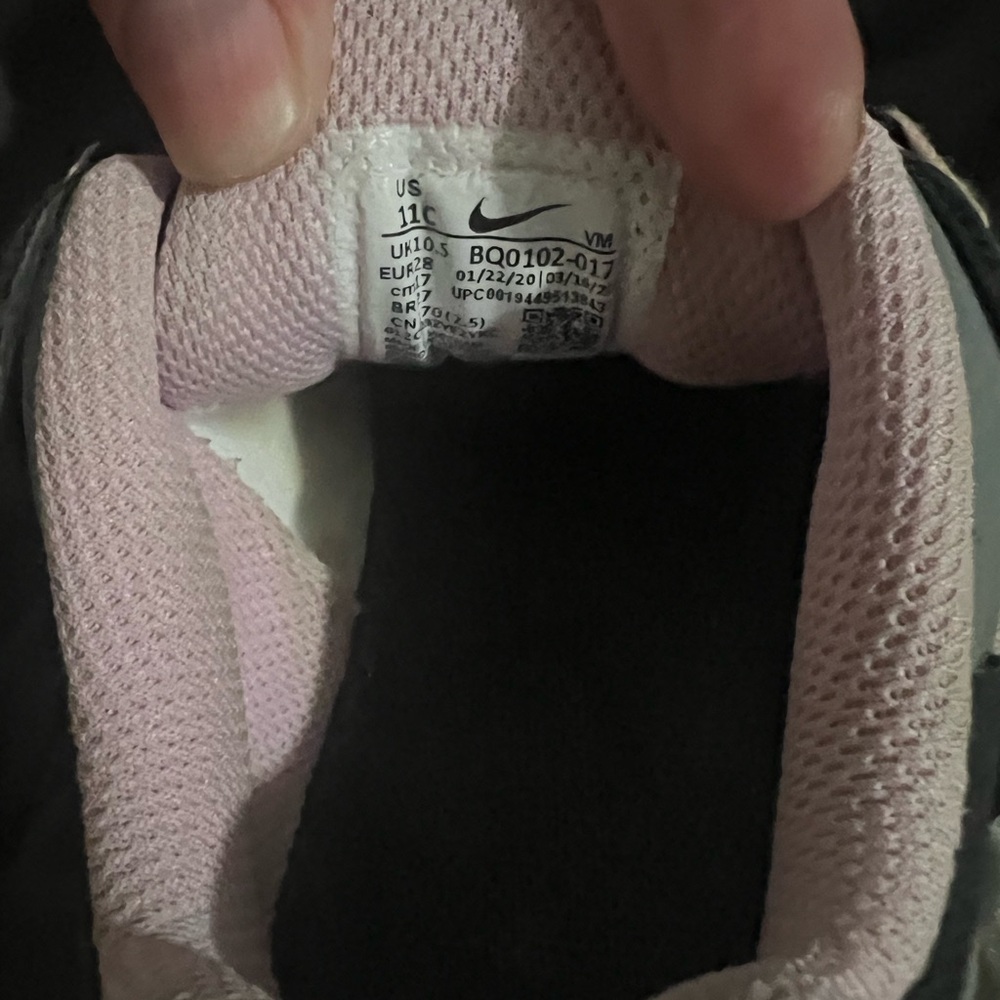 2 pairs size 11 kids Nike Air and Bebe black shoes - Picture 3 of 5